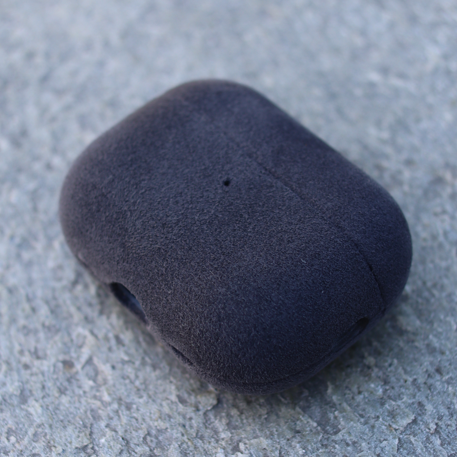 Alcantara-etui til Apple Airpods 2 Pro, sort