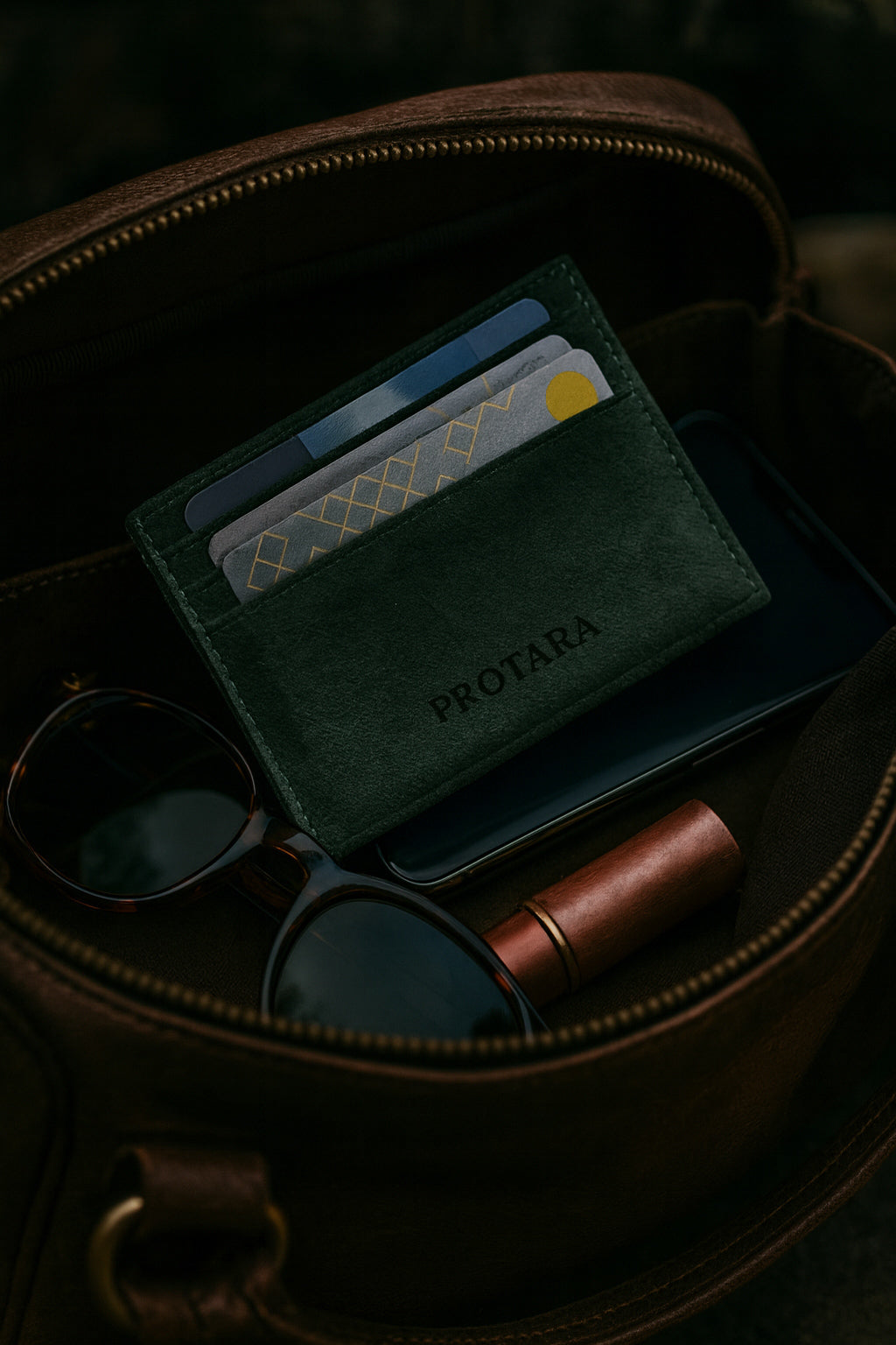 PROTARA Alcantara Kortholder - Expedition Green